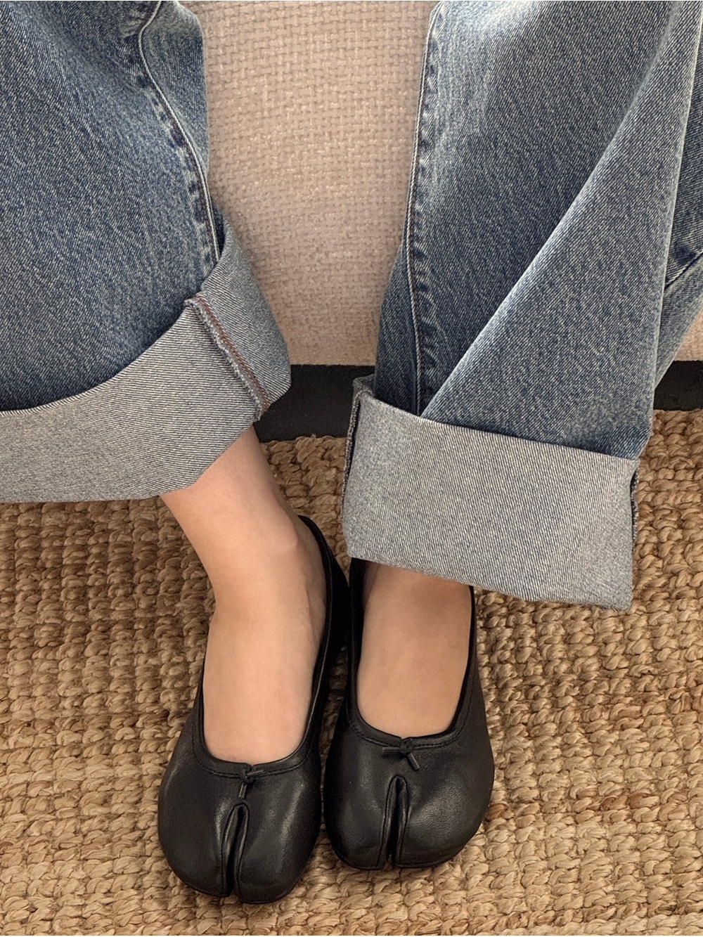 Steve Madden Black Tabi Flats